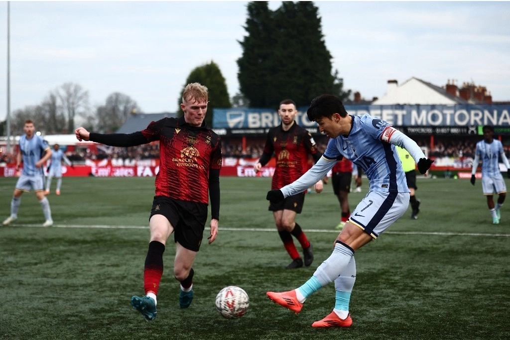 El Tamworth de la quinta división inglesa mandó el partido ante Tottenham de la Liga Premier al tiempo extra. Foto Afp
