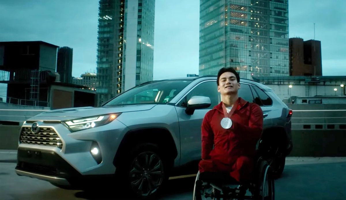 Ángel Camacho es un ejemplo de superación, ya que es multimedallista paralímpico que inició su rehabilitación y preparación en Teletón, además de haberse convertido en embajador de marca Toyota. Foto 
