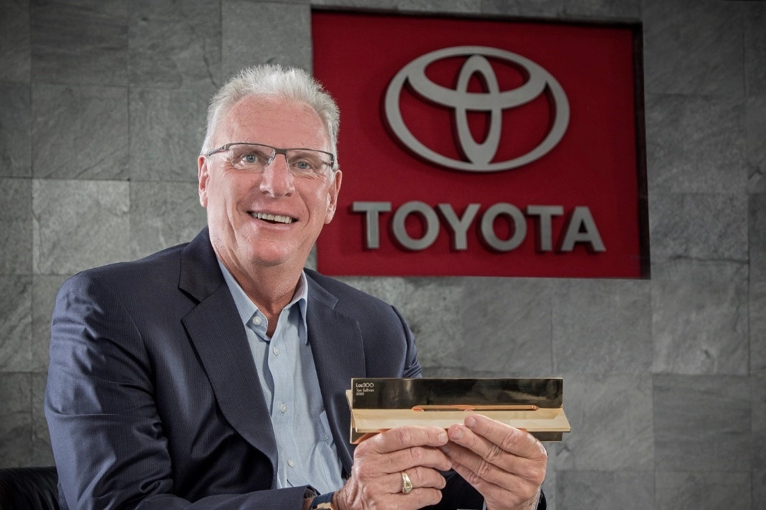 Toyota Motor Sales de México, dio a conocer el fallecimiento de Tom Sullivan, ex presidente de la compañía en el país. Foto Cortesía Toyota