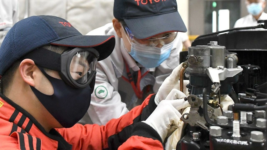 Toyota Motors informó que durante junio fabricarán 750 mil vehículos en todo el mundo. Foto Tomada del Twitter @ToyotaMotorCorp / Archivo