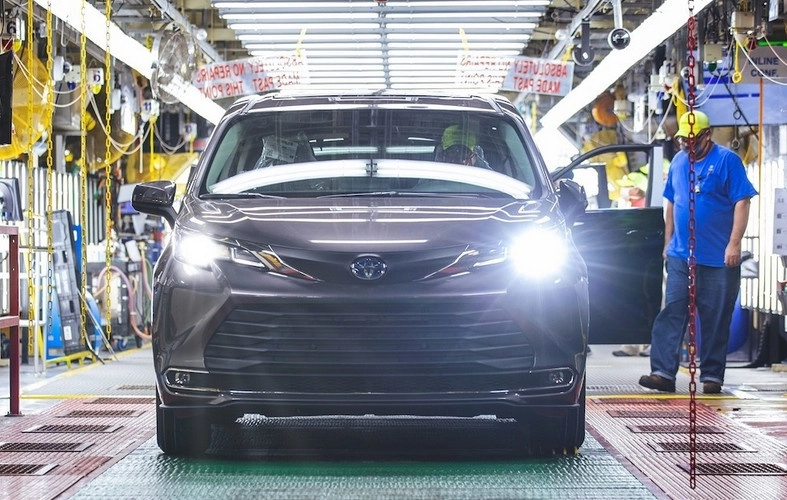 Toyota informó que recortará parte de la producción esta semana en sus plantas en Estados Unidos y México debido a problemas en la cadena de suministros. Foto cortesía Toyota / Archivo