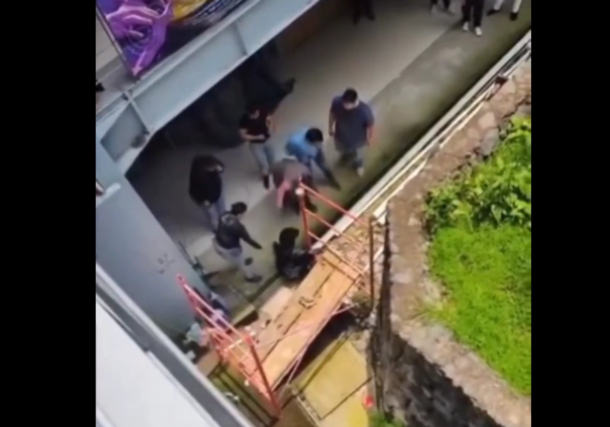 UNAM informó que el trabajador universitario de 65 años de edad, quien fue herido esta tarde, se encuentra fuera de peligro y ya fue dado de alta. Foto