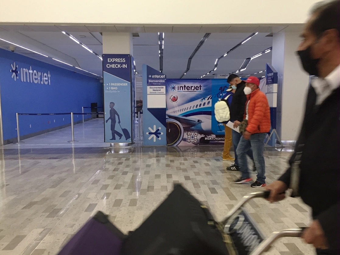 Los trabajadores de esa empresa deben decidir si se van a huelga el 8 de enero o la prorrogan para más adelante. Foto Cristina Rodríguez/ Archivo