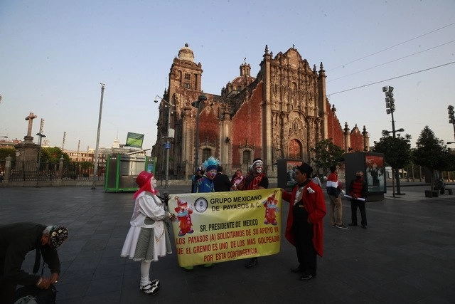 Esta semana se registraron diversas protestas en las que la exigencia común hacia el gobierno capitalino y del presidente López Obrador fue la de la entrega de apoyos ante la emergencia por el Covid-19. Foto Alfredo Domíguez