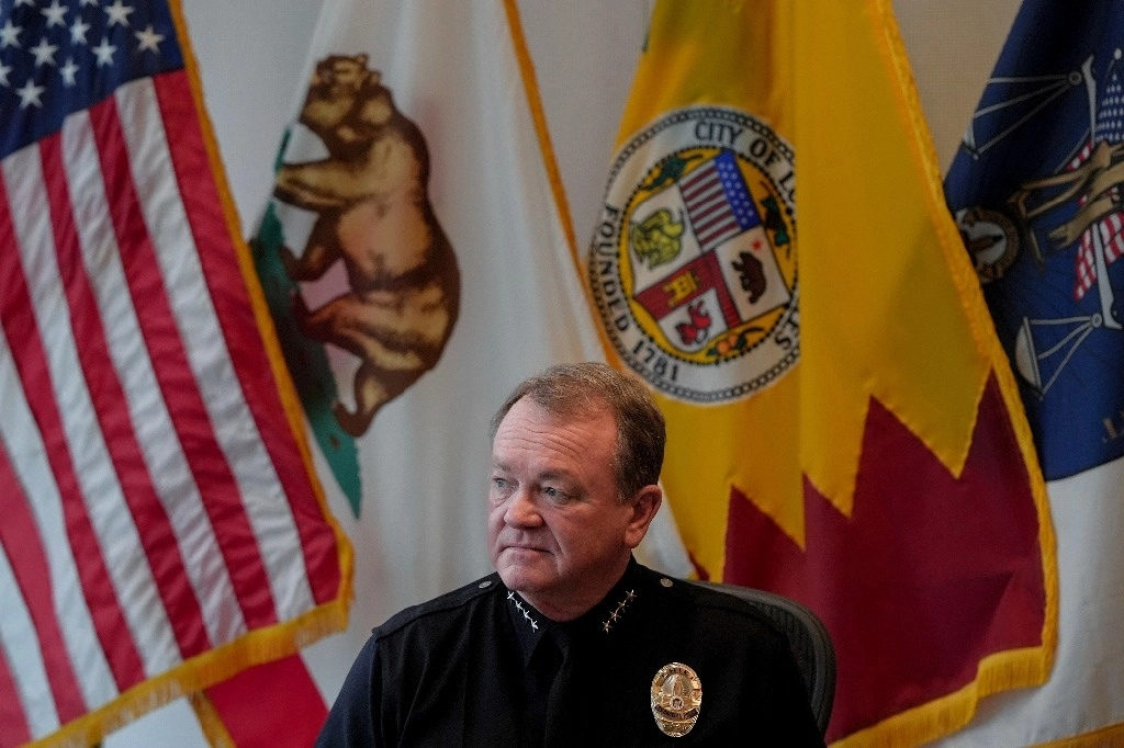 El jefe del Departamento de Policía de Los Ángeles, Jim McDonnell, posa para una fotografía antes de una entrevista con The Associated Press en Los Ángeles, el miércoles 4 de diciembre de 2024. Foto Ap