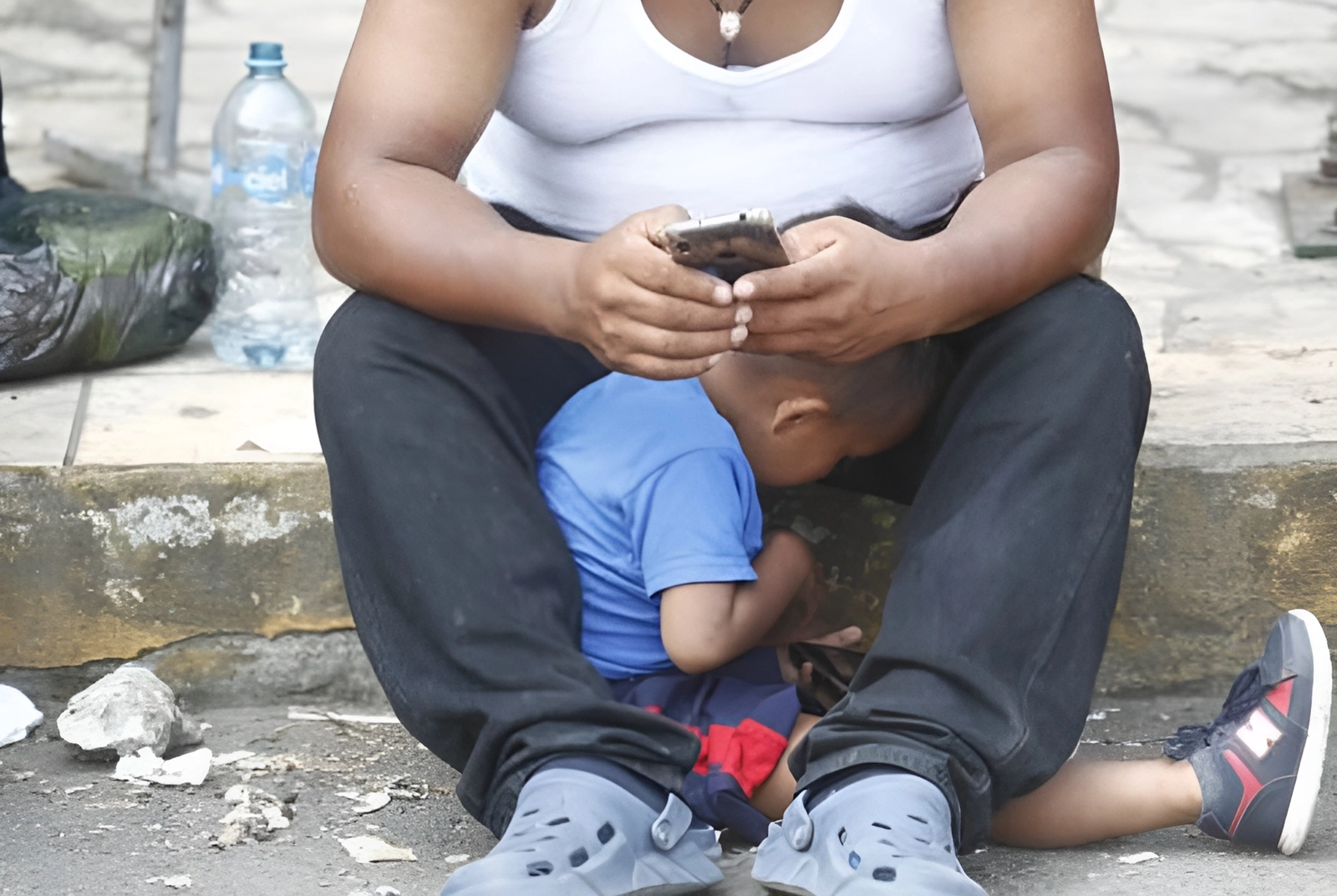 En las áreas más urbanizadas (localidades de 100 mil y más habitantes), la tasa de trabajo infantil fue de 8.4 por ciento. Foto Víctor Camacho / Archivo