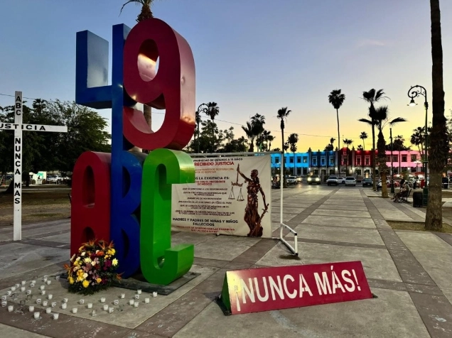 Memorial en Hermosillo, Sonora, en honor a las víctimas de la tragedia de la Guardería ABC, ocurrida el 5 de junio de 2009. 