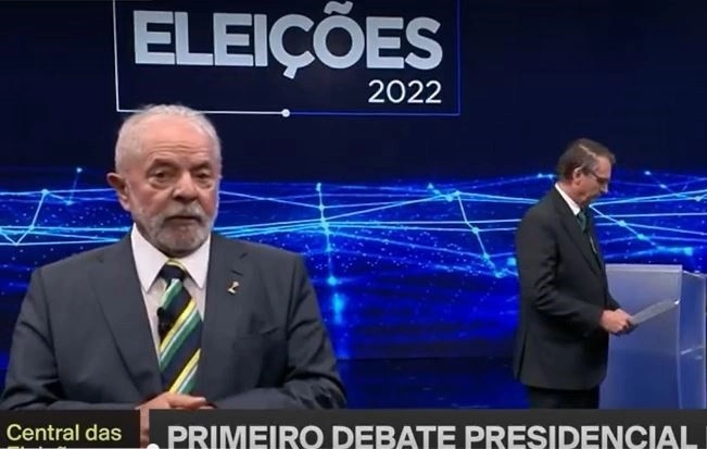 Los candidatos a la Presidencia de Brasil, Luiz Inácio Lula da Silva y Jair Bolsonaro durante el primer debate. Foto Europa Press