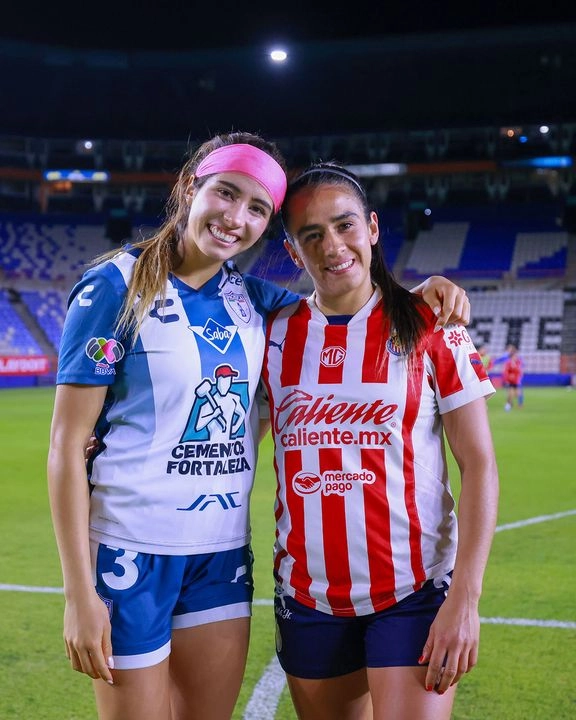 La Liga Mx Femenil anunció apenas el martes un aumento de 13 por ciento de asistencia en los estadios durante la recién concluida fase regular del torneo Clausura 2025, en comparación con el certamen anterior. Foto