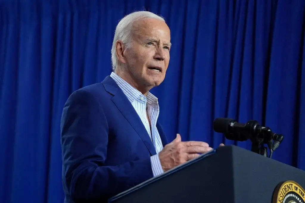Analistas políticos y demócratas hicieron un llamado público para sustituir a Joe Biden como candidato presidencial. Foto Ap