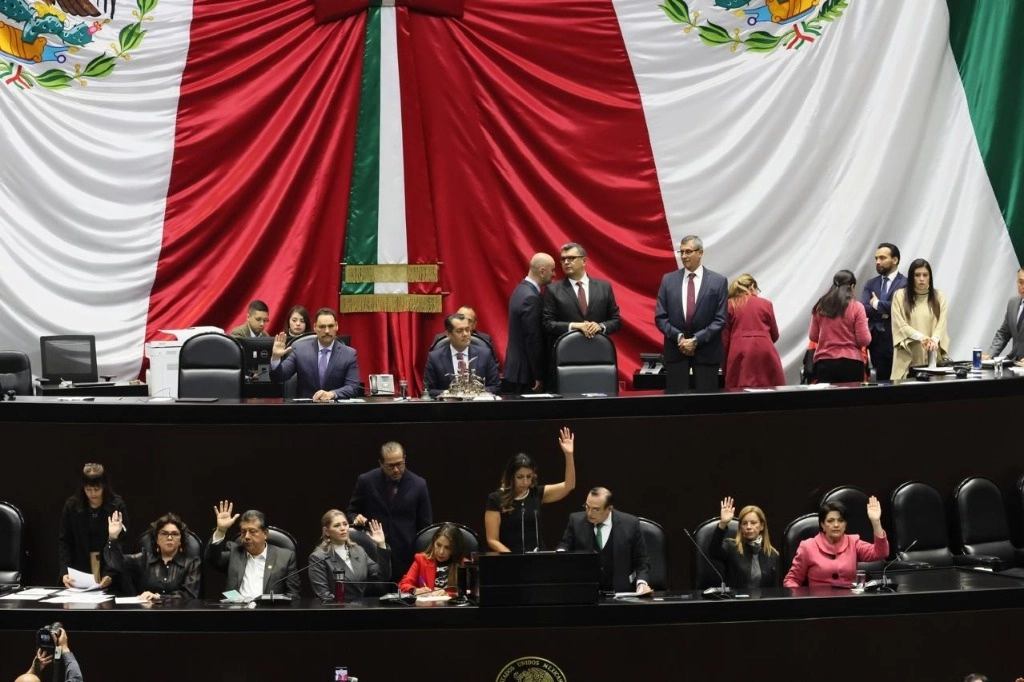 El legislador Sergio Gutiérrez Luna fue electo para presidir la Comisión Permanente en la Cámara de Diputados, en la Ciudad de México, el 17 de diciembre de 2024. Foto Luis Castillo