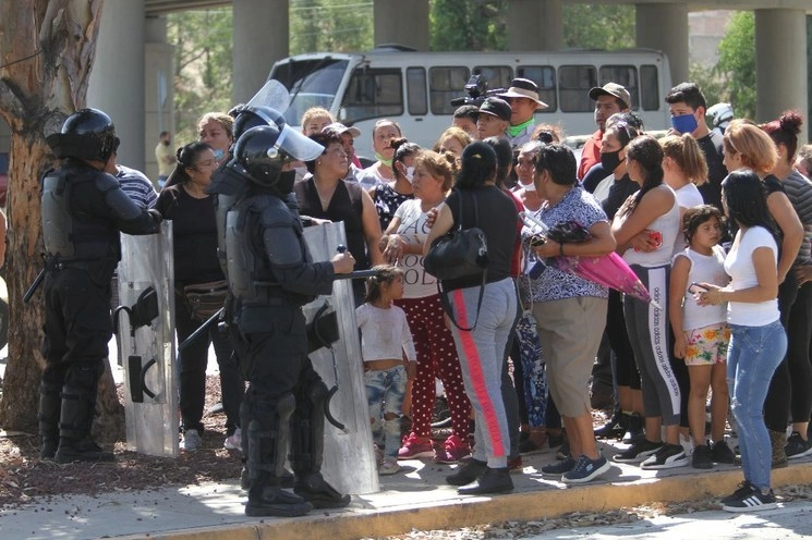 Familiares de reclusos protestaron para exigir informes, en imagen de archivo. Foto Arturo Campos Cedillo
