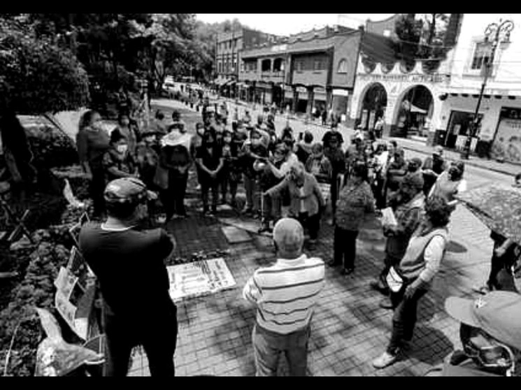 Habitantes de los Pedregales se manifestaron en calles del centro de Coyoacán para reprochar al alcalde Manuel Negrete el incumplimiento de proporcionarles el servicio de agua durante la pandemia. Foto 'La Jornada' / Archivo