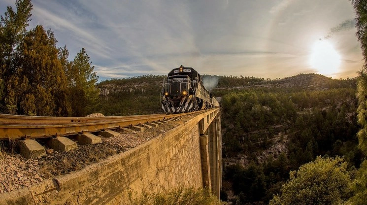 El Tren Chepe reiniciará sus recorridos el 17 de julio. Foto Grupo México Transportes