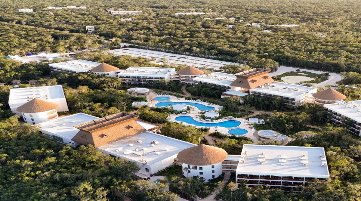 En todos los casos los hoteles incluidos en los paquetes son considerados de cuatro estrellas, se informó. Se informó que se esperar mejorar los niveles de ocupación, destacando que en julio alcanzaron poco más de nueve mil turistas y en agosto, superaron los diez mil.