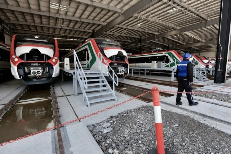 En la base de operaciones del Tren Interurbano México-Toluca. Foto Cuartoscuro / Archivo

