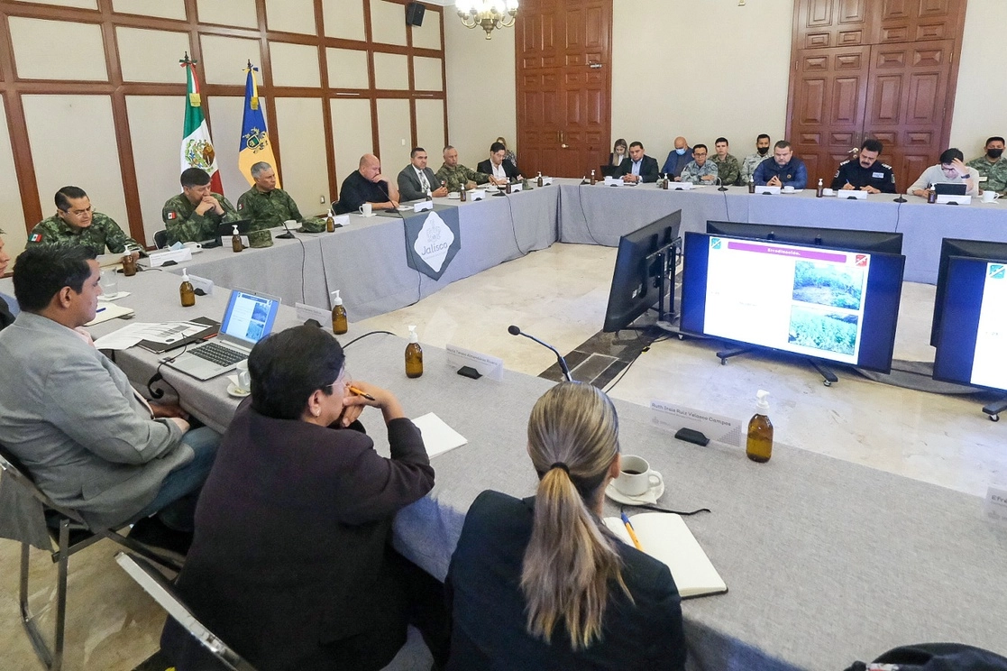 El gobernador de Jalisco, Enrique Alfaro, expresó que en la reunión del Consejo de Seguridad el tema se hizo extensivo a la Mesa de Seguridad del Gobierno Federal, el 17 de mayo de 2022. Foto ‘La Jornada’