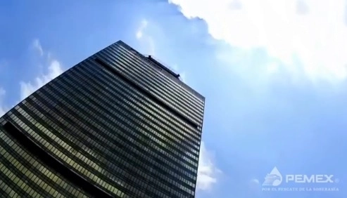 Torre Ejecutiva de Pemex en la CDMX. Imagen tomada de la cuenta en Instagram @pemex