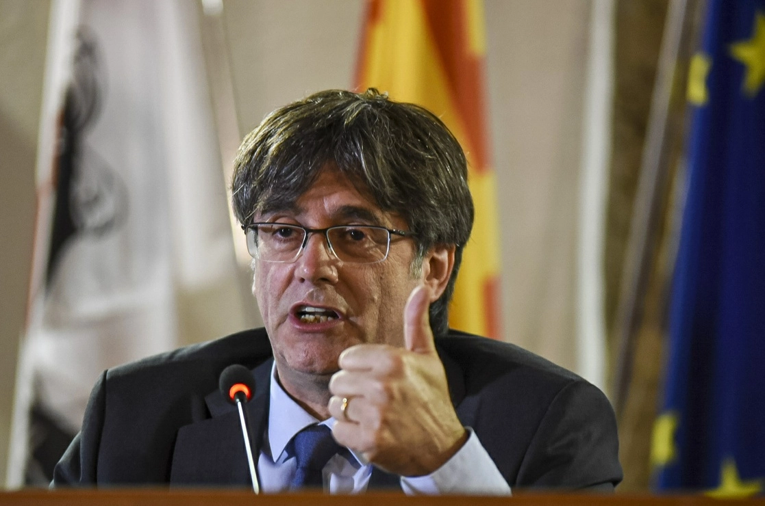 Carles Puigdemont, ex presidente catalán, está entre los requeridos por el Tribunal de Cuentas español. Foto Ap