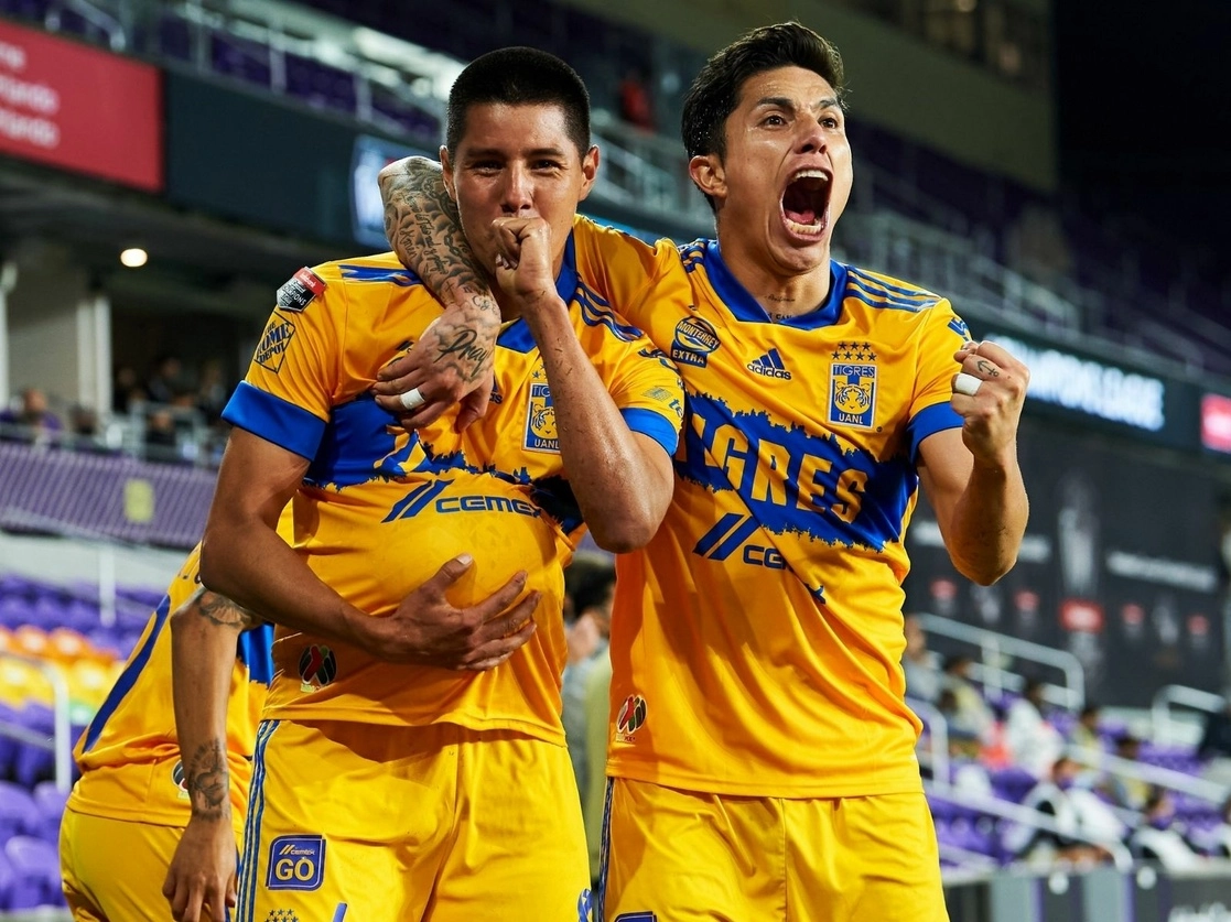 Tras disputar su cuarta final de la Liga de Campeones de Concacaf, por fin los regiomontanos lograron coronarse y conseguir su pase al Mundial de Clubes. Foto tomada del Twitter de @TigresOficial