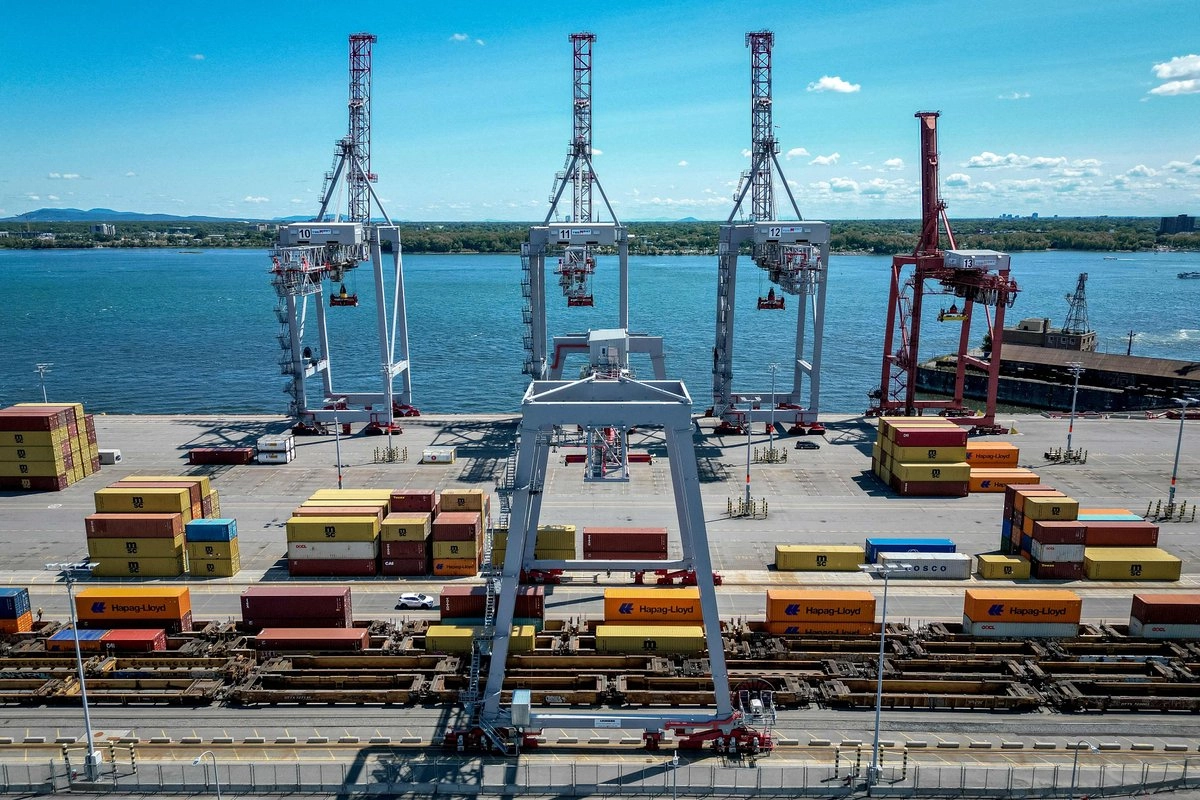 Contenedores en el puerto de Montreal, Canadá, el 1 de agosto de 2025. Foto 