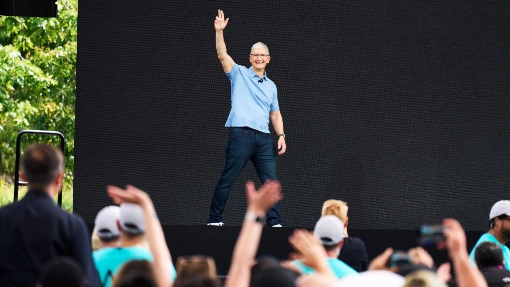 El patrón del gigante tecnológico de Silicon Valley aún no ha anunciado ninguna inversión de ese tipo. Foto @tim_cook 