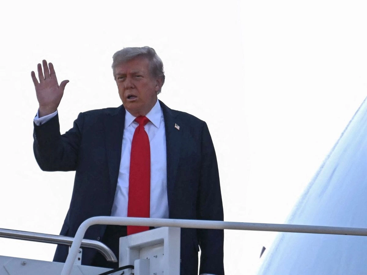 "Voy a tener un arancel que va a ser más bajo al principio -que les da la oportunidad de venir y construir- y muy alto después de un cierto período de tiempo", señaló Trump, el 15 de agosto de 2025. 

