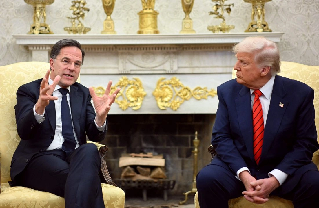El presidente de EU, Donald Trump y el secretario general de la OTAN, Mark Rutte, sostuvieron una reunión en la Casa Blanca, en Washington D.C., el 13 de marzo de 2025. Foto