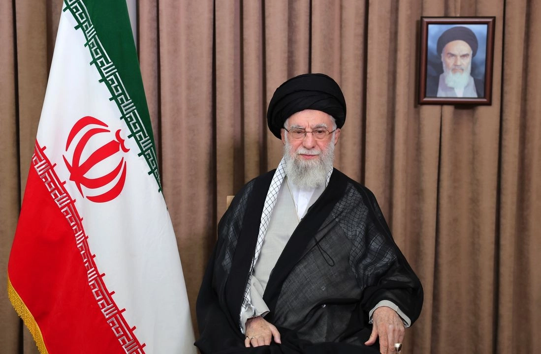 El líder supremo de Irán, el ayatolá Ali Jamenei, en un discurso televisado el 13 de junio de 2025. Foto 