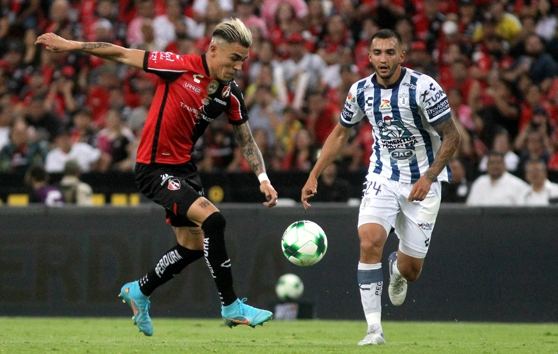 Atlas se impuso 2-0 a Pachuca en la final de ida del futbol mexicano. Foto Afp