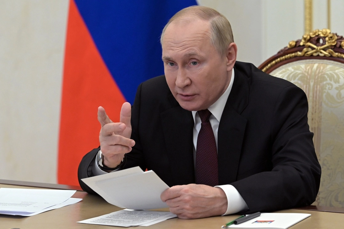El presidente ruso Vladimir Putin, durante la videoconferencia sostenida con jefes de los servicios de seguridad y espionaje de los países de la ex Unión Soviética. Foto Ap.