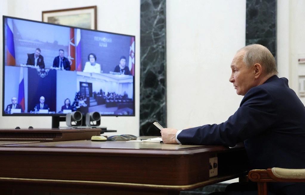 El presidente de Rusia, Vladimir Putin, participa en videoconferencia en la reunión anual del Consejo Presidencial para la Sociedad Civil y los Derechos Humanos en Moscú, Rusia, el 10 de diciembre de 2024. Foto Ap 