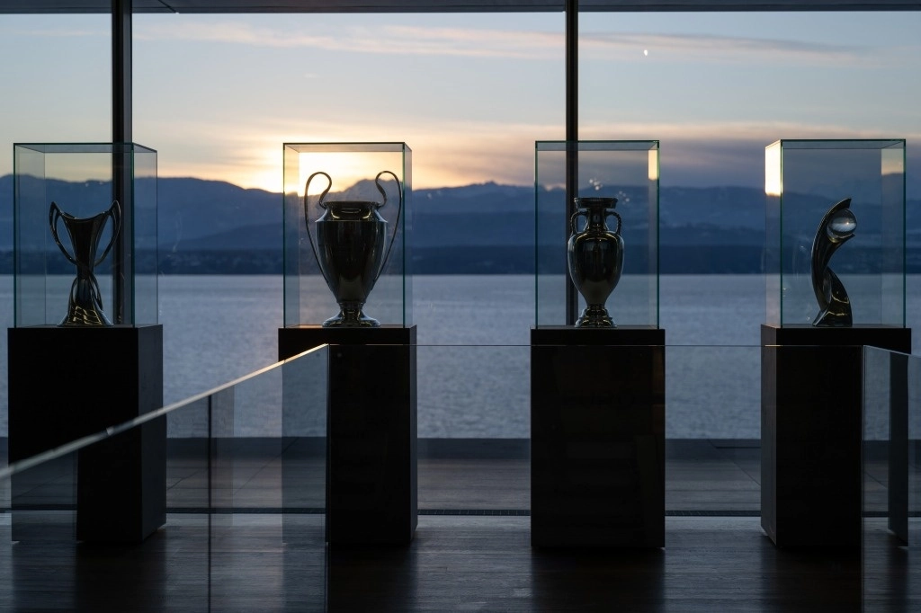 A partir de la presente temporada, el precio máximo de las entradas para los aficionados visitantes se fijará en 60 euros (66,40 dólares) para la Liga de Campeones, 40 euros para la Europa League y 20 euros para la Conference League. Foto Facebook UEFA 
