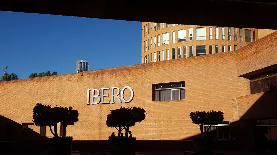 La Universidad Iberoamericana Ciudad de México informó que en agosto de este año tendrá nuevos planes de estudio para 33 licenciaturas e ingenierías. Foto tomada del Facebook de @laibero / Archivo
