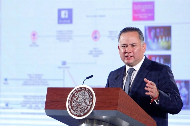 El titular de la Unidad de Inteligencia Financiera, Santiago Nieto, durante la conferencia presidencial matutina del 4 de marzo de 2020. Foto Roberto García Ortiz