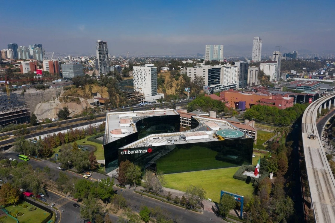 Aspectos del corporativo de Citibanamex, ubicado en Santa Fe, en la Ciudad de México. Foto Cuartoscuro  
