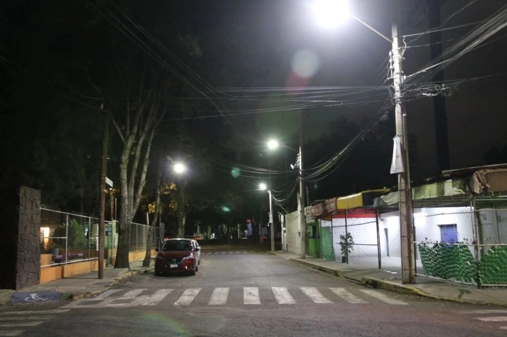 Además se realiza el análisis de las cámaras de videovigilancia en la zona para la identificación del posible responsable de la agresión. Foto cortesía alcaldía Tlalpan