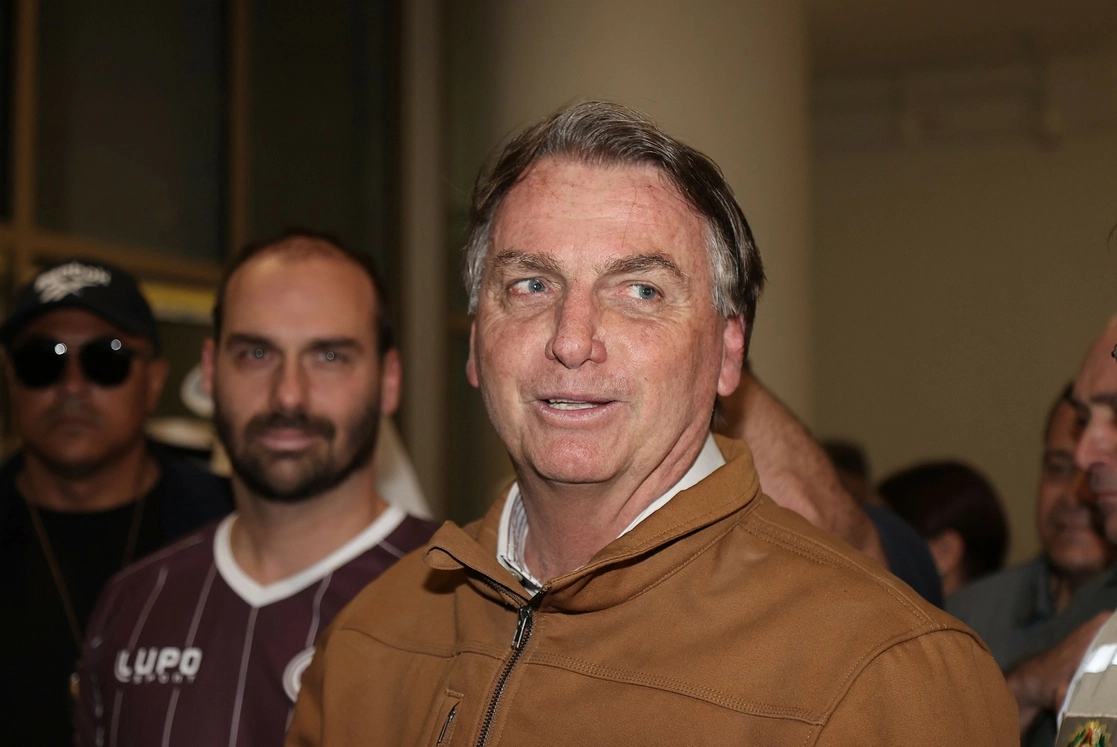 Jair Bolsonaro, presidente de Brasil criticó la información que considera son "mentiras" sobre la deforestación del Amazonas. Foto Afp
