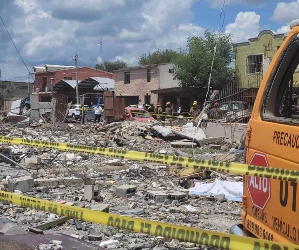 Hasta el momento, la versión oficial confirma que una persona ha fallecido como resultado directo de la explosión. Foto El Mañana de Reynosa
