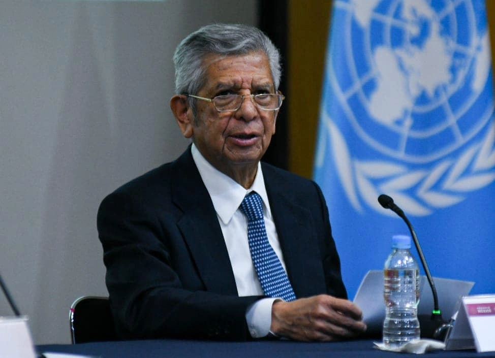 El secretario de la Función Pública, Roberto Salcedo Aquino, en el acto inaugural de la Semana del Servicio Público. Imagen tomada de https://www.facebook.com/sfpmx