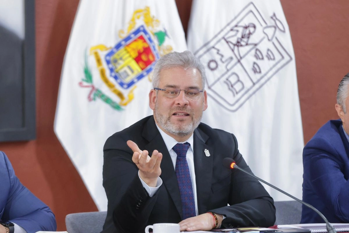 El pasado fin de semana se publicó un video donde aparecen 11 personas encapuchadas que anunciaron la creación del EPLM, y se refirieron a municipios de las regiones de Los Reyes y tres municipios purépechas: Tingüindín, Tancítaro y Tingambato, donde ha habido presencia de grupos delictivos. Foto 