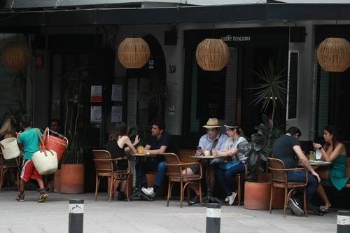 Los locales de la colonia Condesa fueron los más solicitados este fin de semana. Foto José Antonio López

