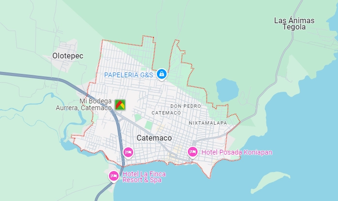 El lugar en donde se dio el ataque es considerada la zona más importante en materia turística de dicho municipio, pues se ubica en el bulevar que rodea la laguna que diariamente es visitada por decenas de personas. Imagen tomada de Google Maps 