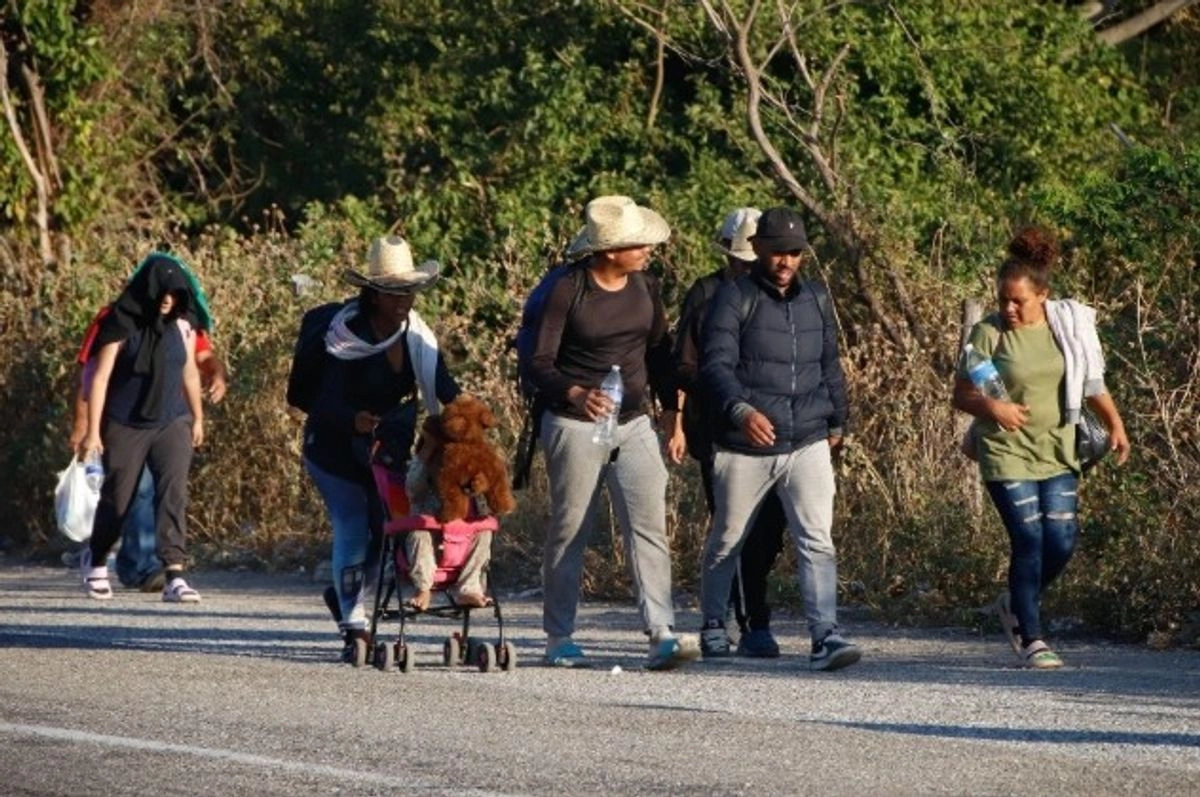 Caravana migrante en territorio Oaxaqueño. 