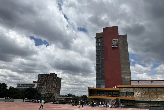 Torre de Rectoría de la UNAM en imagen de archivo. Foto Alfredo Domínguez
