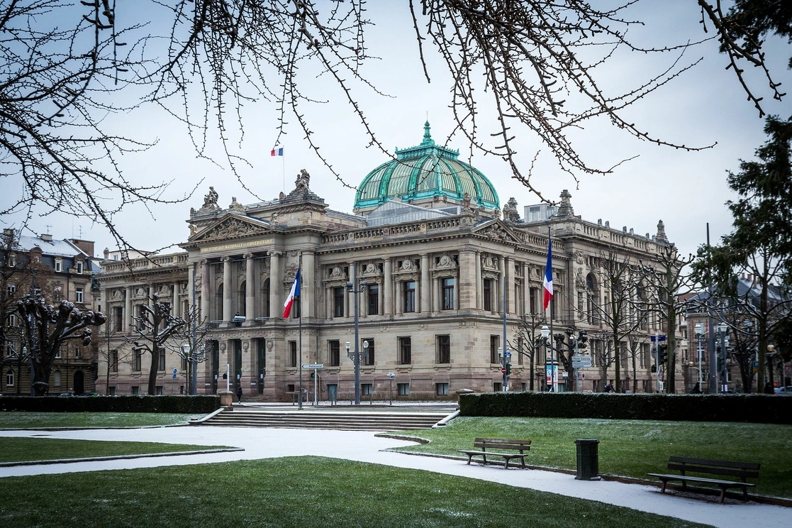 Estrasburgo, Francia, es la ciudad número 24 en ostentar el título de Capital Mundial del Libro. En la imagen, la Biblioteca nacional y universitaria de Estrasburgo. Foto tomada de Wikipedia / Archivo