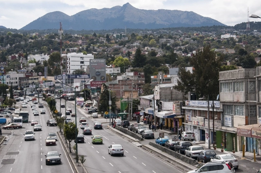 El choque entre la unidad de transporte público y el tráiler ocurrió en el kilómetro 13 de la avenida Picacho-Ajusco. Foto Cuartoscuro / Archivo