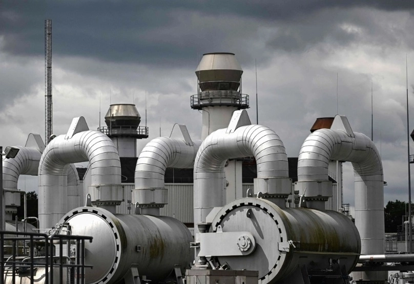 Alicia Zazueta Payán, presidenta de la Asociación Mexicana de Proveedores de Estaciones de Servicio (AMPES) comentó que en cuestión de petrolíferos México sólo tiene menos de 2 días de inventario, aunque la política establece que deben ser 5 días. Foto Afp/ Archivo 
