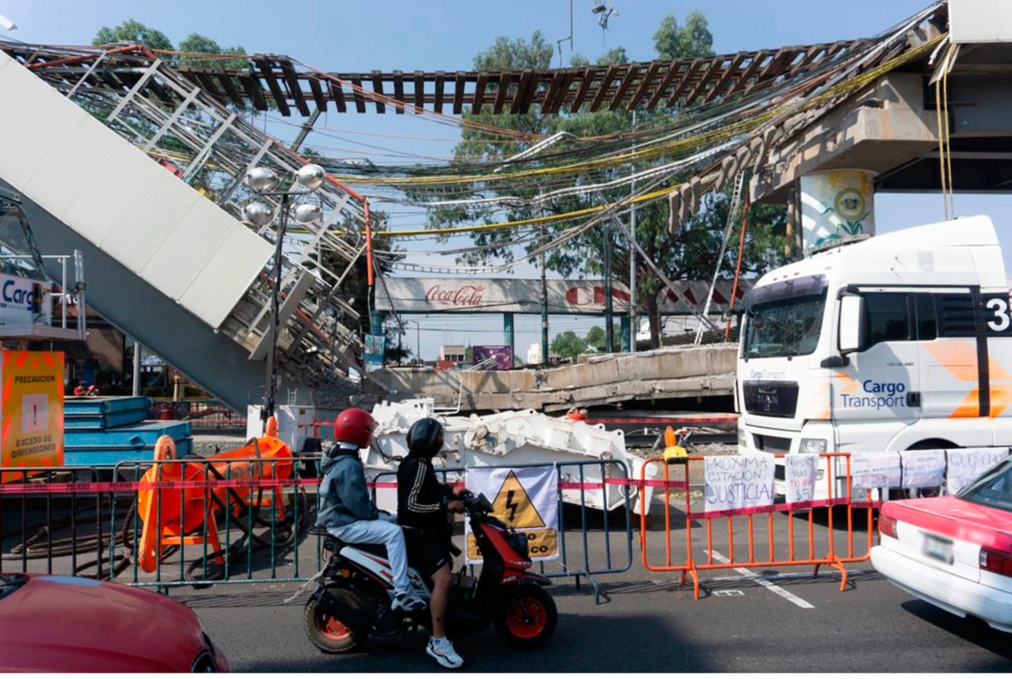 Sitio donde colapsó una trabe de la Línea 12 del Metro, entre las estaciones Olivos y Tezonco, el 7 de mayo de 2021. Foto Pablo Ramos