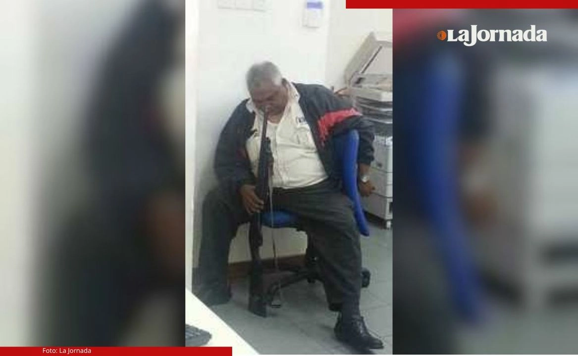  Además de incurrir en incumplimiento legal, las empresas irregulares vulneran derechos de los trabajadores. En la imagen, un elemento de seguridad en riesgo.